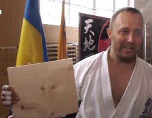 Каратист із Мукачева хоче потрапити до Книги рекордів Гіннеса