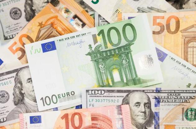 Національний банк України встановив офіційний курс валют на 13 червня 2022 року. Євро, злотий та фунт стерлінгів почали тиждень із суттєвого падіння стосовно української гривні.