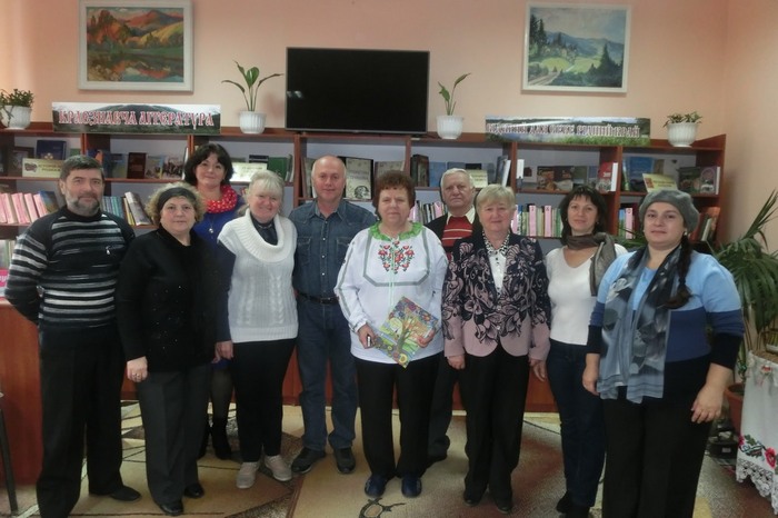 6 жовтня в районній бібліотеці відбулася зустріч з письменниками.