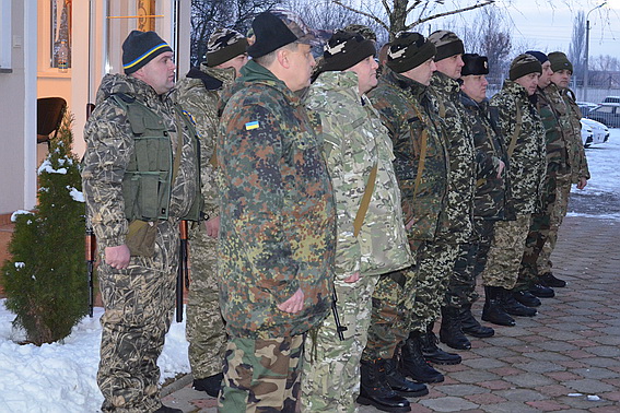 П'ятнадцять закарпатських ДАІвців відправились на службу в зону АТО / ФОТО