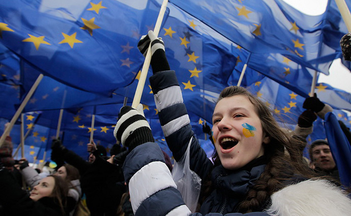 Европейский парламент проголосовал за предоставление безвизового режима с ЕС для граждан Украины.
