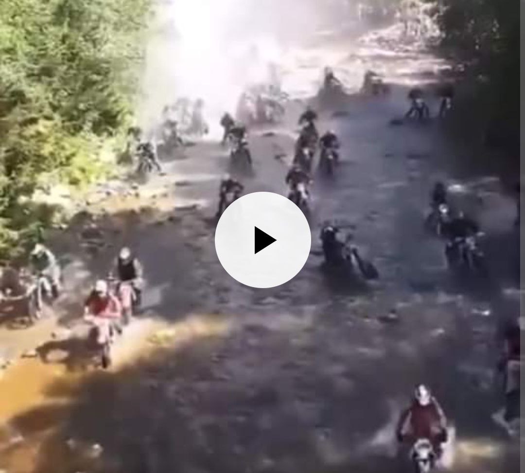 Поліція відкрила кримінальне провадження через можливі порушення мотоциклістів у гірській місцевості на Закарпатті.