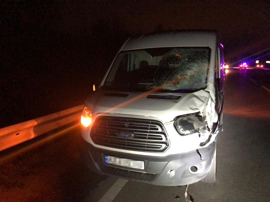 Смертельна ДТП на Заході України: водій автомобіля «Ford Transit» збив пішохода