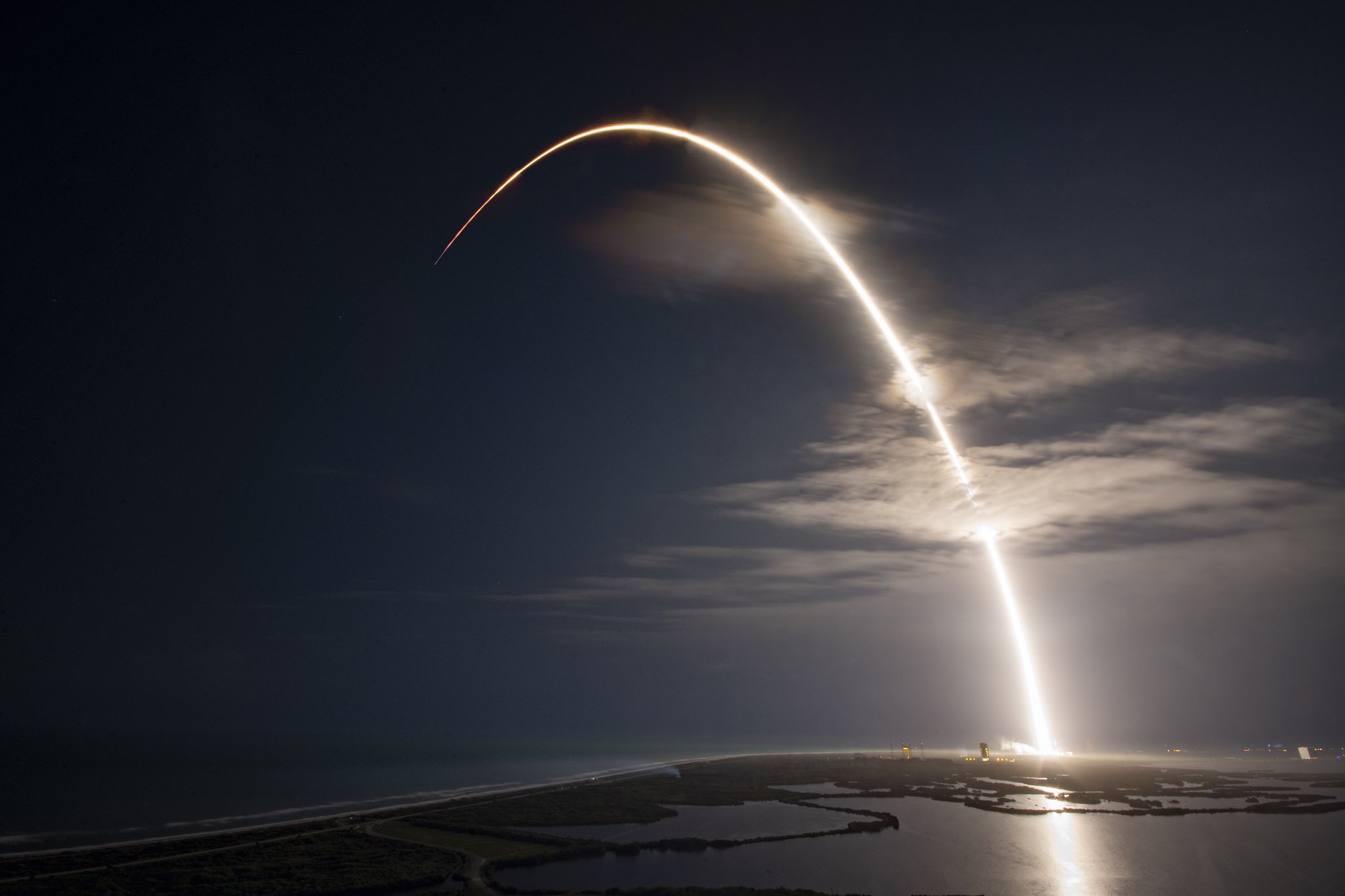 NASA та SpaceX скасовують свої проекти