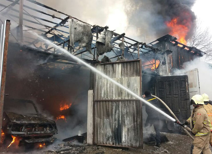 В Межгорье спасатели ликвидировали пожар в автомастерской, которая возникла 25 февраля на вул. Венелина. 