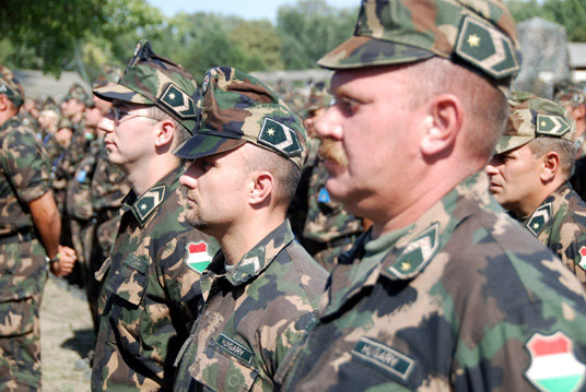 Міністерство оборони Угорщини оголосило про часткову мобілізацію на добровільній основі резервістів збройних сил.