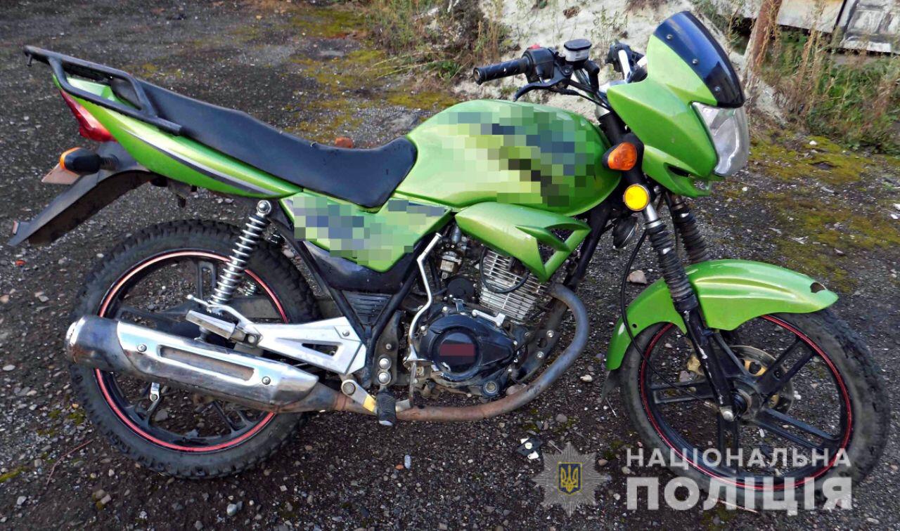 Два жителі Хуста викрали на Міжгірщині мотоцикл. 