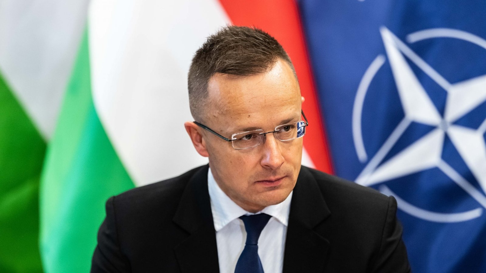 Як наголосив Міністр закордонних справ Угорщини Петер Сійярто, Європейський союз не може запровадити ембарго на постачання російського газу у своєму наступному пакеті санкцій.
