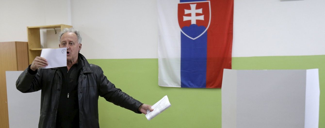 На місцевих виборах у Словаччині, що відбулися у суботу, домінують незалежні кандидати.

