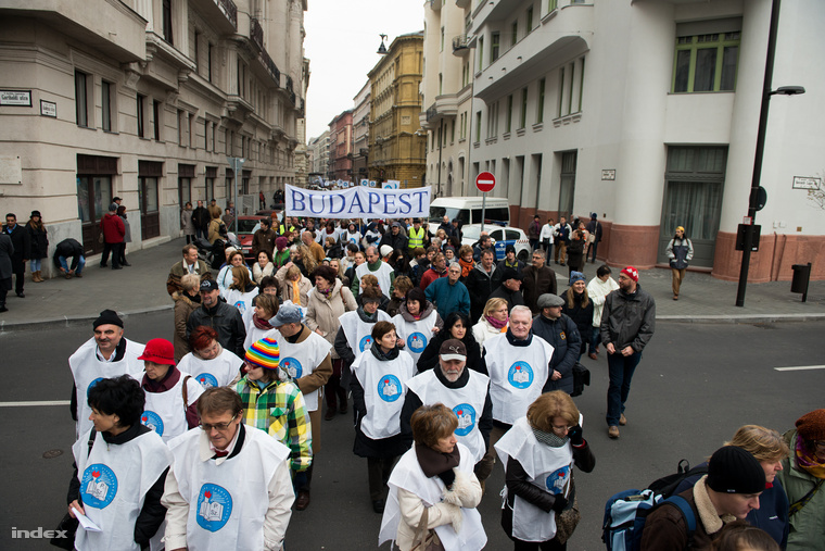 У суботу по обіді столицю Угорщини знову сколихнули протести.