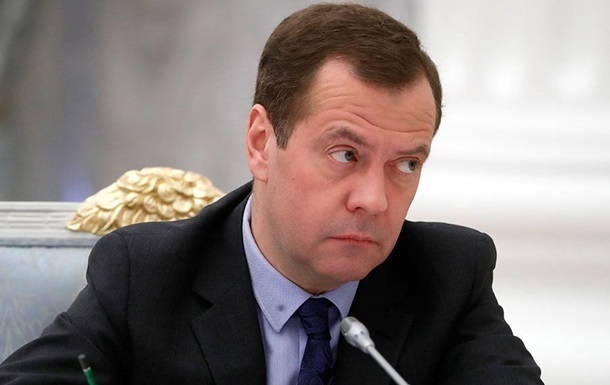 Медведєв заявив, що Росія не виводитиме своїх військ з Донбасу та Криму, дотримуючись 