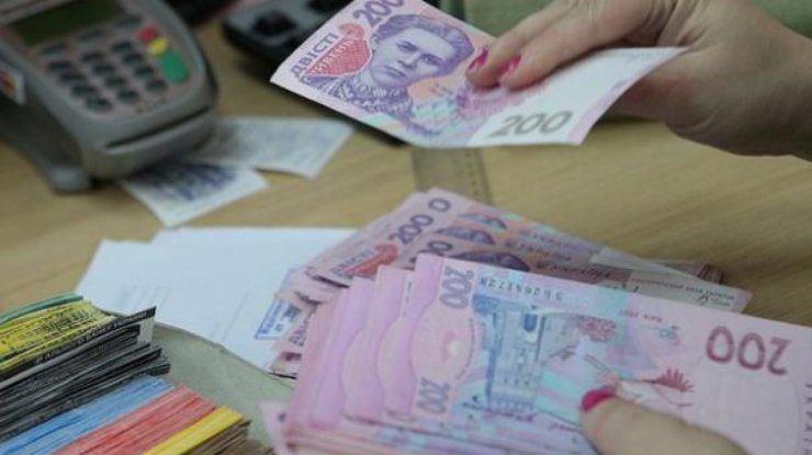 У листопаді вона становила 9338 гривень.