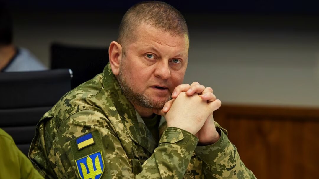 Головнокомандувач України доступно пояснив важливість стримування наступу ворога на Бахмутському напрямку.

