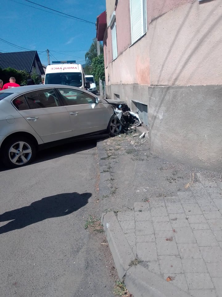 25 липня у місті Хуст сталася аварія.