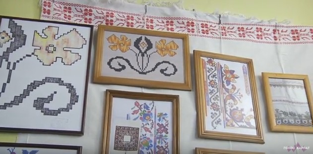 Виставка творів декоративно-прикладного мистецтва відкрилася у Виноградові / ВІДЕО