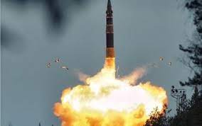 Минобороны России сообщает, что на космодроме Плесецк оккупанты провели испытательный пуск межконтинентальной баллистической ракеты «Сармат».