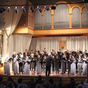 В Ужгороде состоялось совместное выступление хора "Кантус" и исполнителей из Швейцарии