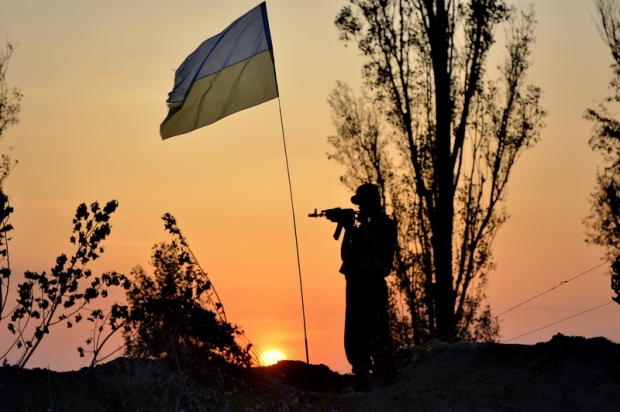 От начала антитеррористической операции на востоке Украины погиб 1541 военный, ранены 6226 воинов, сообщил исполняющий обязанности пресс-секретаря Генерального штаба Владислав Селезнев.