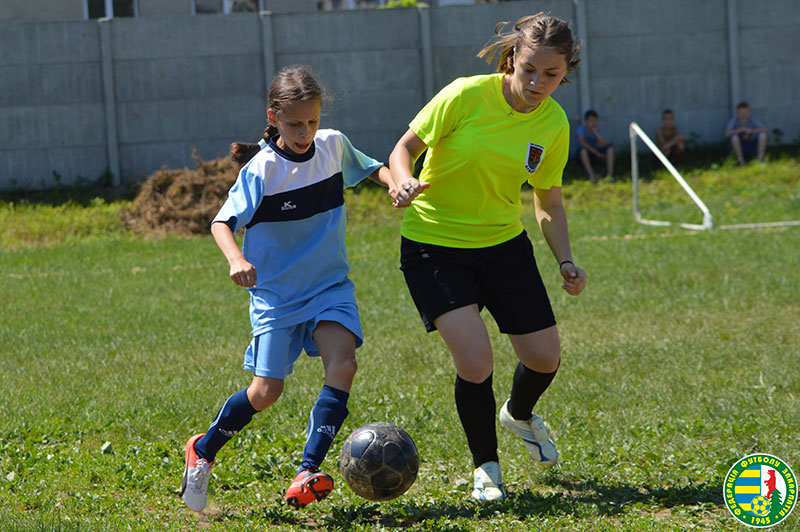 Суперкубком дівчата відкриють матчі юнаків та дорослих за звання абсолютного чемпіона Першої ліги.