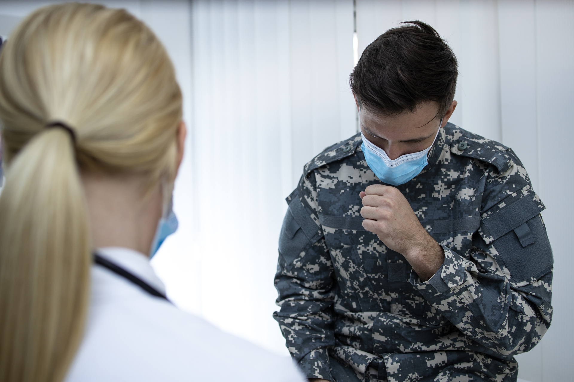 Військові наголошують, що медичний огляд є обов'язковим. Так, на службу забороняється брати людей із певними хворобами.