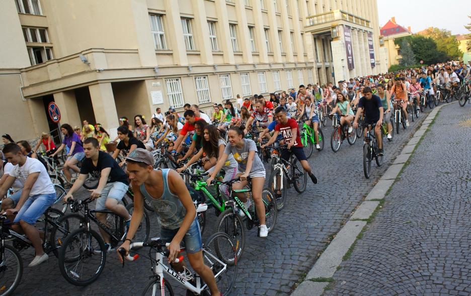 Для усіх хто має велосипед, та хоче виїхати за місто у чудовій компанії досвідчених велотуристів!