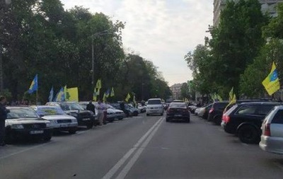 Власники автомобілів на єврономерах збираються провести дводенний мітинг в урядовому кварталі.