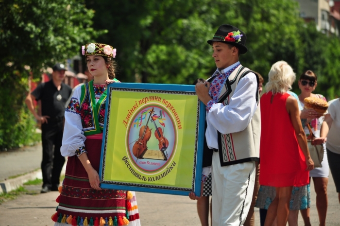 Сьогодні, 23 липня, після чотирирічної перерви у смт Воловець знову відбувся обласний фестиваль коломийки «Дзвінкі перлини Верховини».
