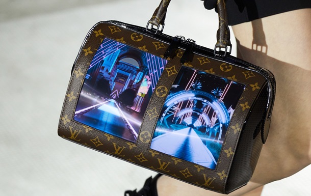 Louis Vuitton показав сумки з гнучкими дисплеями (ВІДЕО)