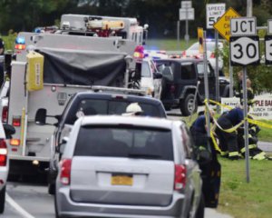 В американському штаті Нью-Йорк зіткнення двох автомобілів забрало життя 20 людей.
